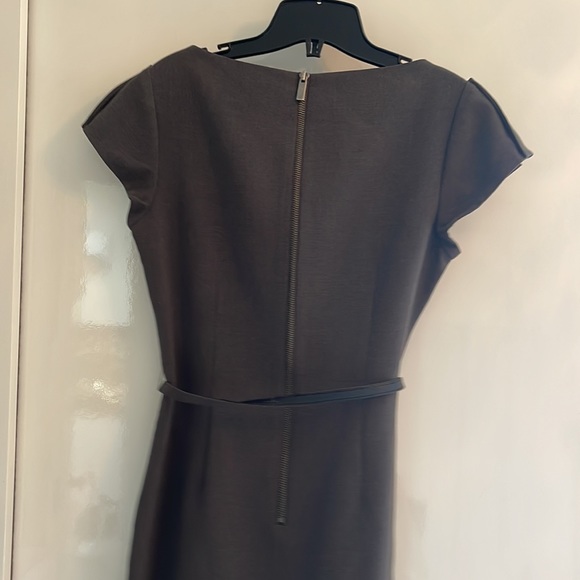 Laundry grey dress with belt - Picture 4 of 5